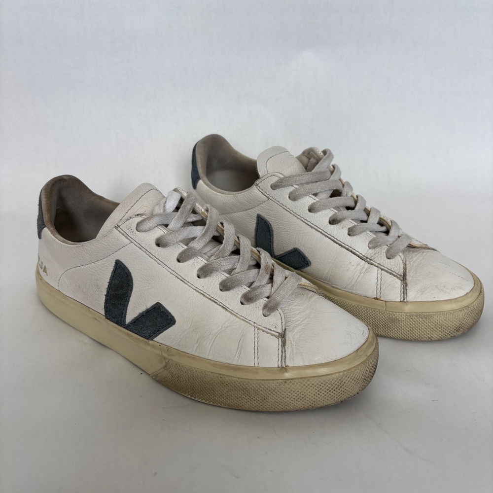 Veja womens white leather gray Campo lace up round toe Casual Sneakers‎ size 7